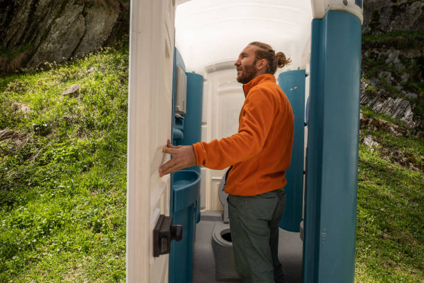 Portable Toilet Options We Offer in Culloden, WV